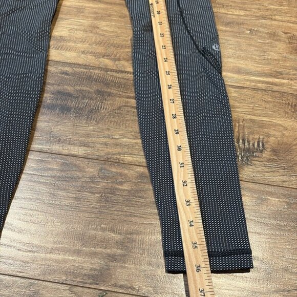 Lululemon full length Black and Gray reflective strip zipper pockets Leggings - Picture 4 of 10